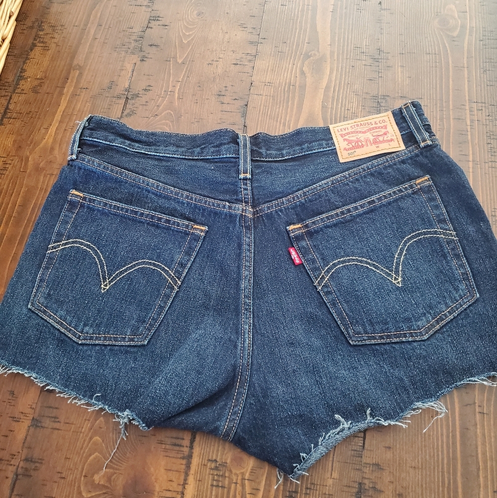 LEVI SHORTS 501